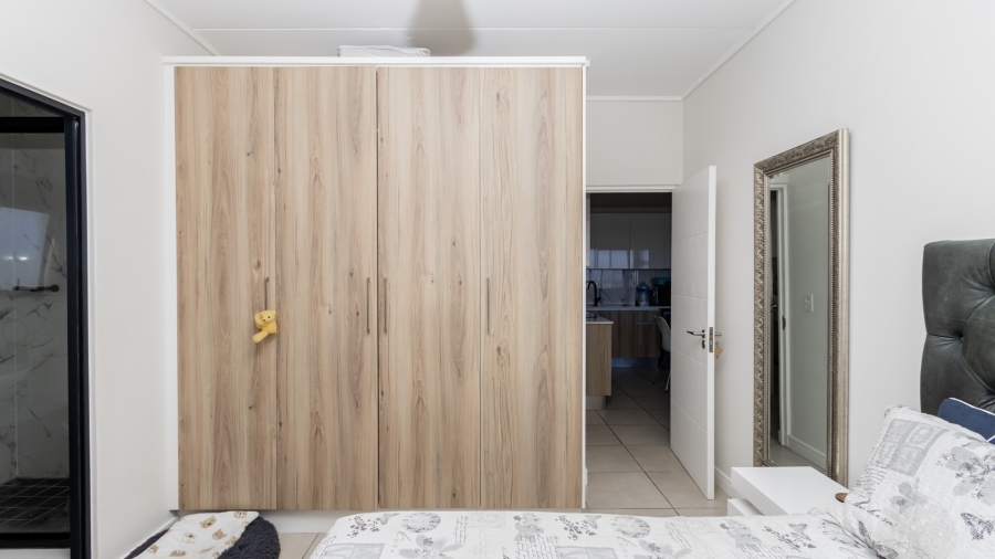 To Let 2 Bedroom Property for Rent in Sandown Western Cape